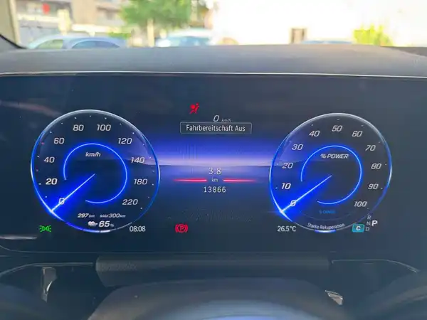 MERCEDES-BENZ EQA 350 4M (16/19)