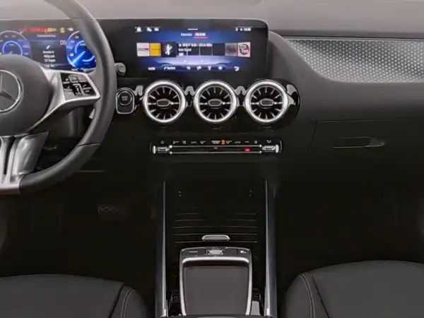 MERCEDES-BENZ EQA 350 4M (6/10)