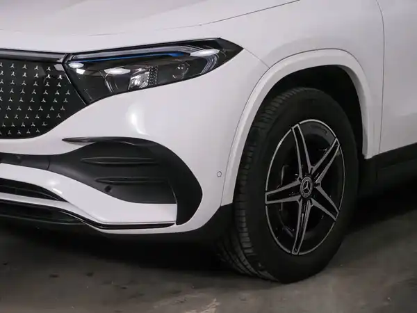 MERCEDES-BENZ EQA 300 4M (4/10)
