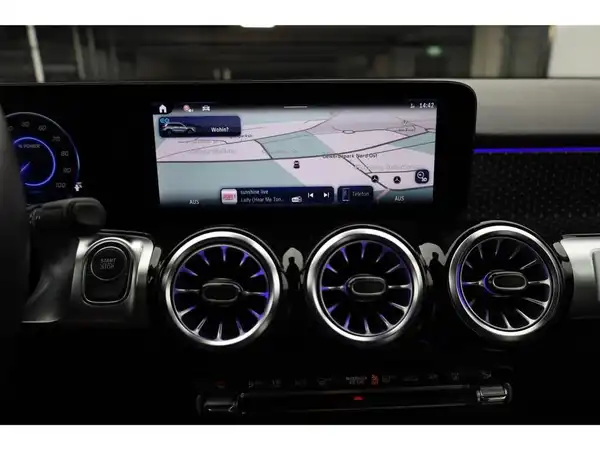 MERCEDES-BENZ EQB 250+ (18/25)