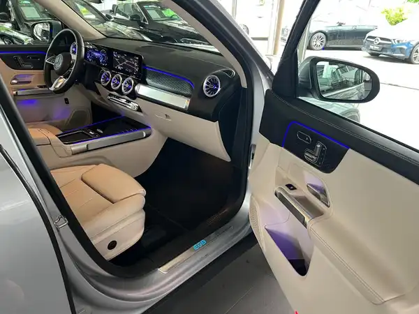 MERCEDES-BENZ EQB 350 4M (11/24)