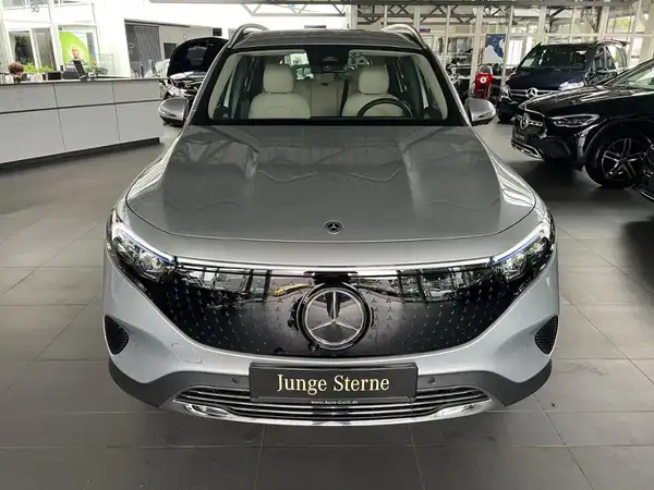 MERCEDES-BENZ EQB 350 4M (3/24)