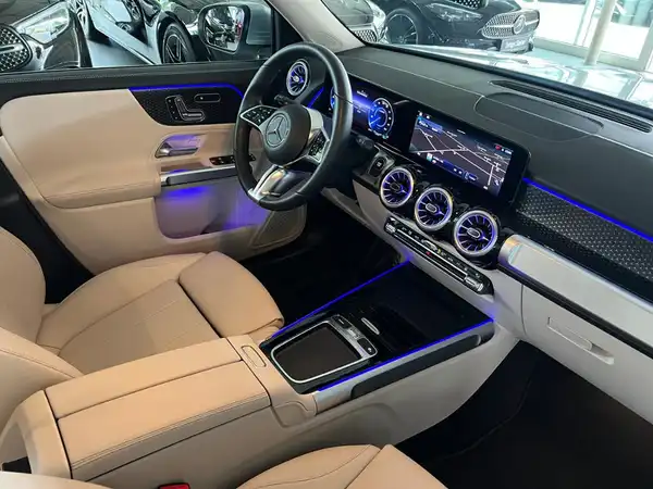 MERCEDES-BENZ EQB 350 4M (10/24)