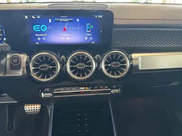MERCEDES-BENZ EQB 300 4M (19/24)