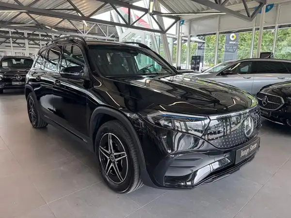 MERCEDES-BENZ EQB 300 4M (6/24)
