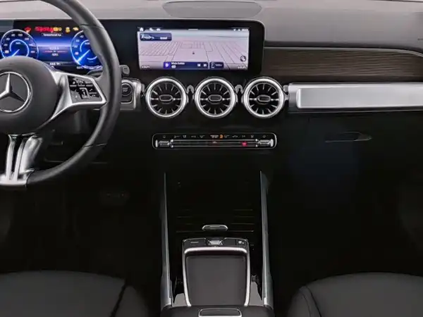 MERCEDES-BENZ EQB 300 4M (6/10)
