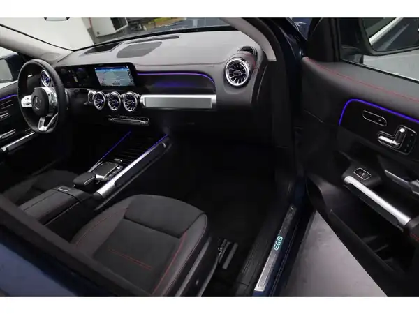 MERCEDES-BENZ EQB 300 4M (13/28)