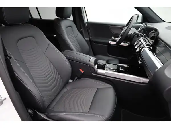 MERCEDES-BENZ EQB 300 4M (18/24)