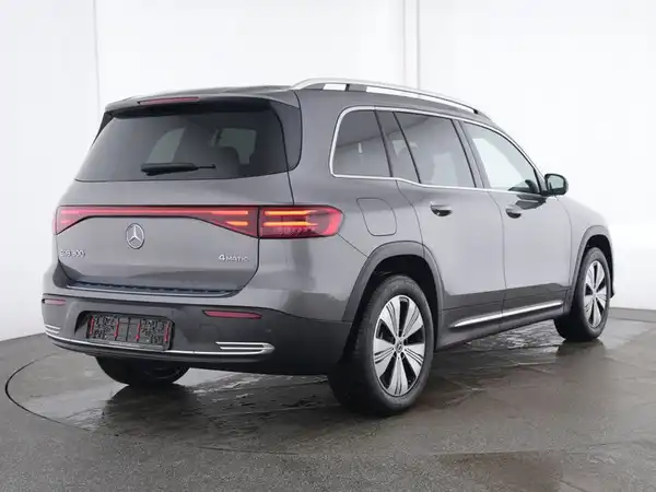 MERCEDES-BENZ EQB 300 4M (2/9)