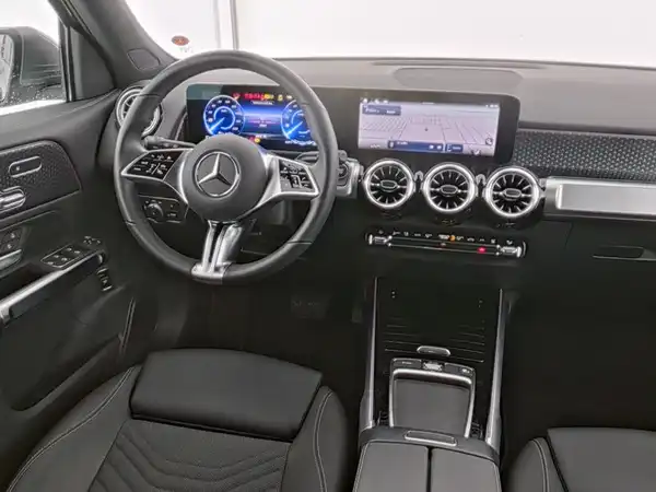 MERCEDES-BENZ EQB 300 4M (6/9)