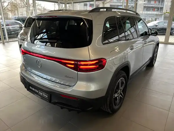 MERCEDES-BENZ EQB 350 4M (4/23)