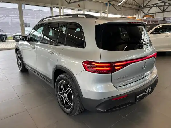 MERCEDES-BENZ EQB 350 4M (6/23)