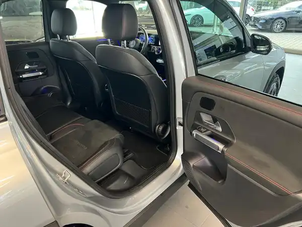 MERCEDES-BENZ EQB 350 4M (10/23)