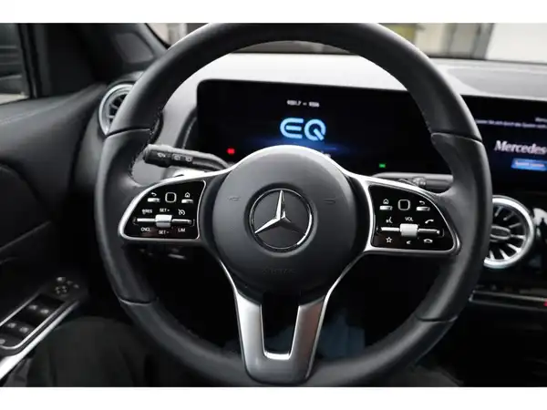 MERCEDES-BENZ EQB 250 (12/24)