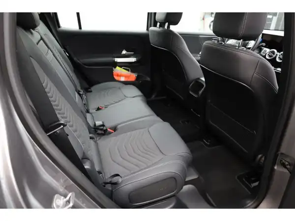 MERCEDES-BENZ EQB 250 (20/24)