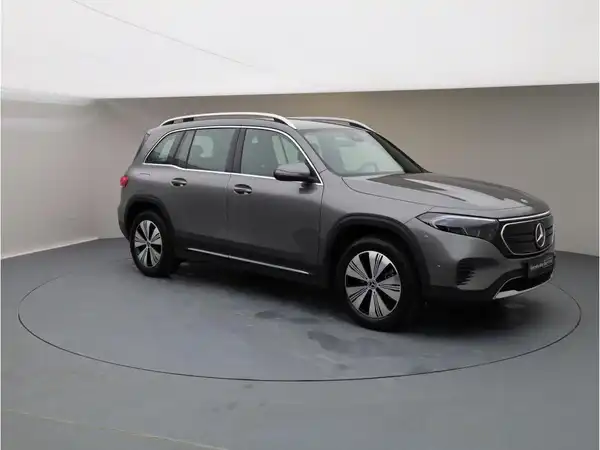 MERCEDES-BENZ EQB 250 (8/24)