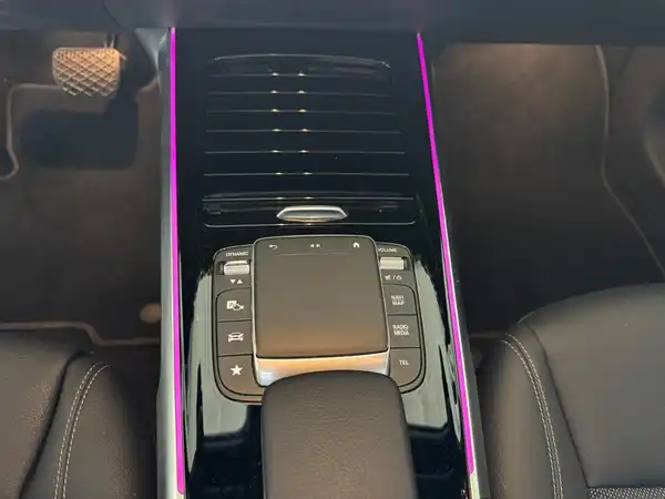 MERCEDES-BENZ EQB 250+ (19/19)