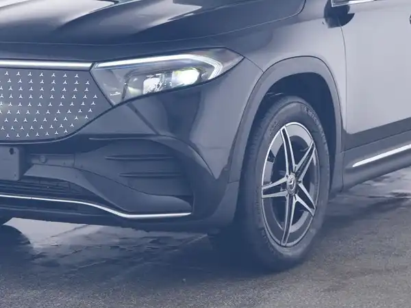 MERCEDES-BENZ EQB 300 4M (3/9)