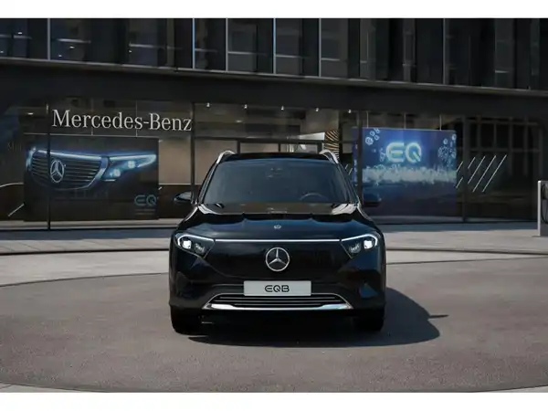 MERCEDES-BENZ EQB 300 4M (7/11)