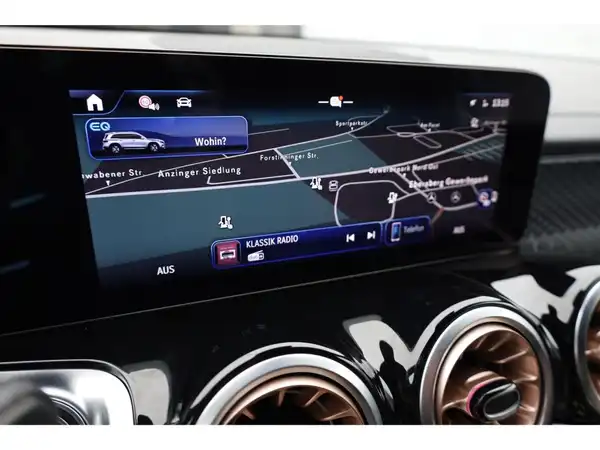 MERCEDES-BENZ EQB 300 4M (17/25)