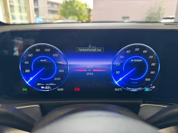 MERCEDES-BENZ EQB 300 4M (18/23)