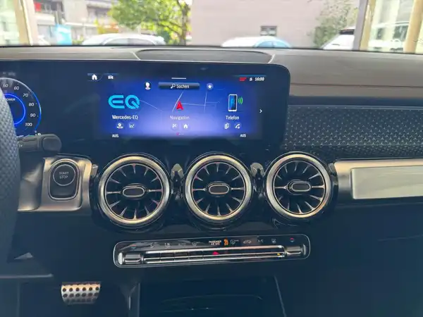 MERCEDES-BENZ EQB 300 4M (19/23)