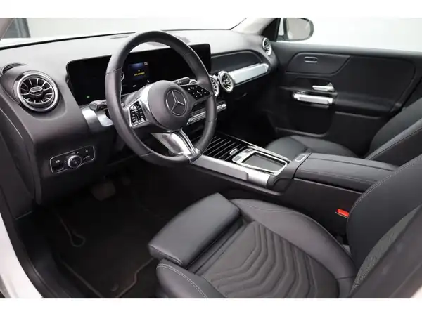 MERCEDES-BENZ EQB 300 4M (16/27)