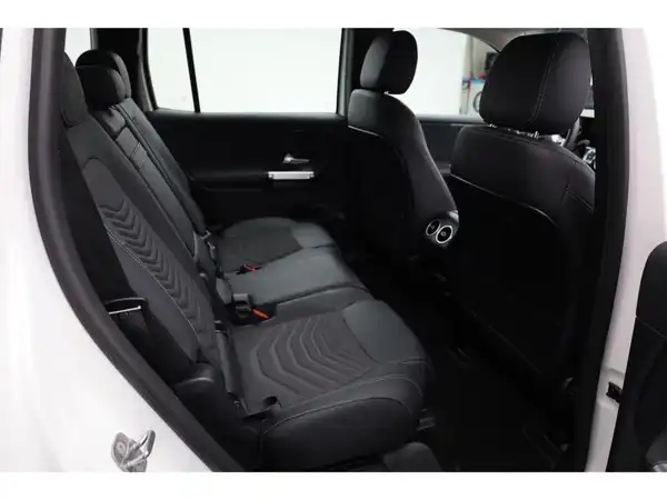 MERCEDES-BENZ EQB 300 4M (20/27)