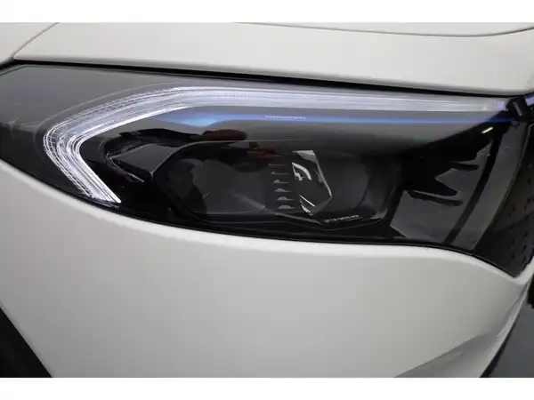 MERCEDES-BENZ EQB 300 4M (25/27)