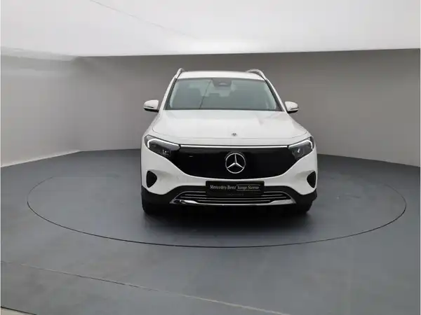 MERCEDES-BENZ EQB 300 4M (9/27)