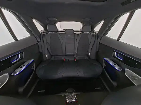 MERCEDES-BENZ EQE 500 4M SUV (8/10)