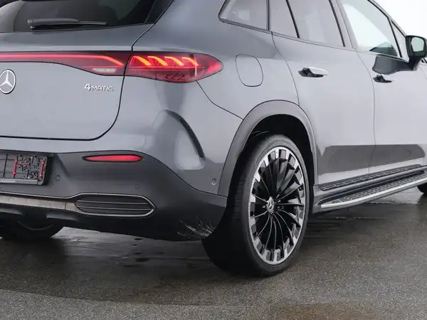 MERCEDES-BENZ EQE 500 4M SUV (10/10)