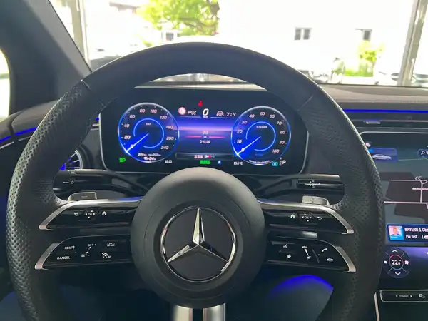 MERCEDES-BENZ EQE 350 4M (23/28)