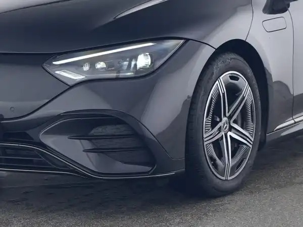 MERCEDES-BENZ EQE 350 4M (4/10)