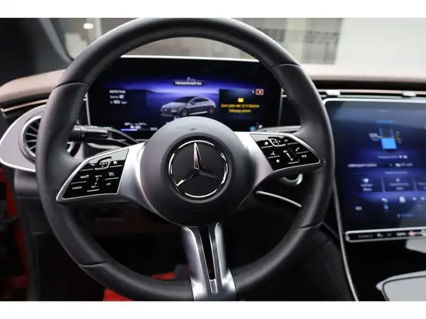 MERCEDES-BENZ EQE 350 4M (11/24)
