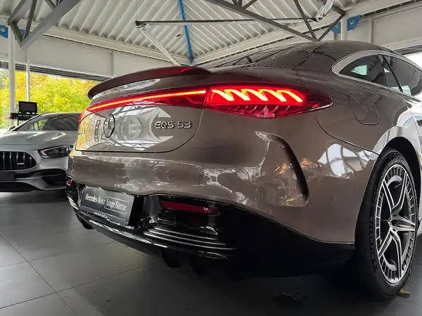 MERCEDES-BENZ EQS 53 4M+ AMG (30/30)