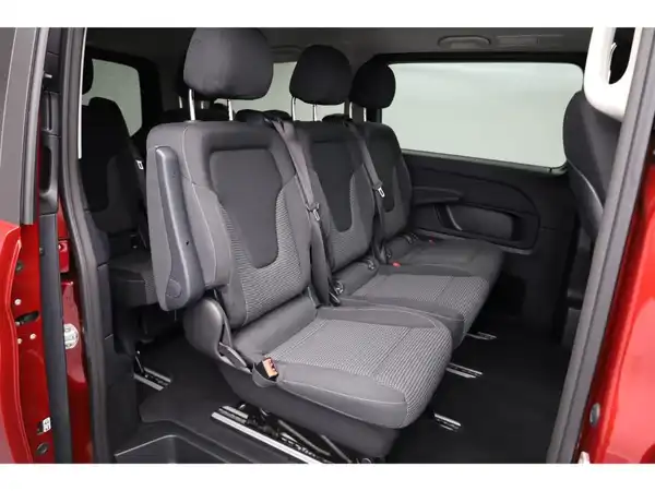 MERCEDES-BENZ EQV 300 L (20/25)