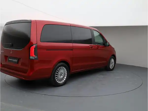 MERCEDES-BENZ EQV 300 L (6/25)
