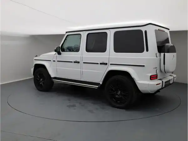 MERCEDES-BENZ G 580 EQ (3/25)