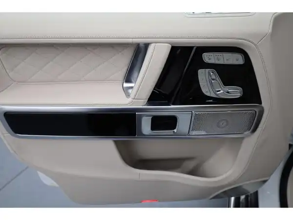 MERCEDES-BENZ G 580 EQ (9/25)