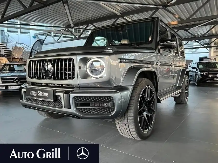 MERCEDES-BENZ AMG G 63 (1/29)