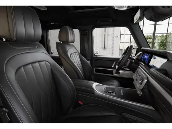 MERCEDES-BENZ G 580 EQ (2/10)