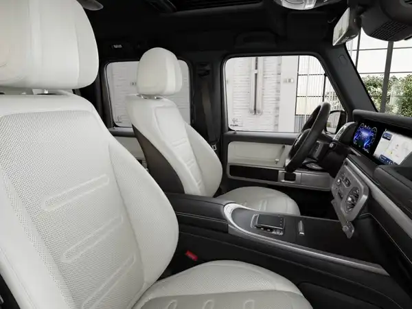 MERCEDES-BENZ G 580 (9/11)