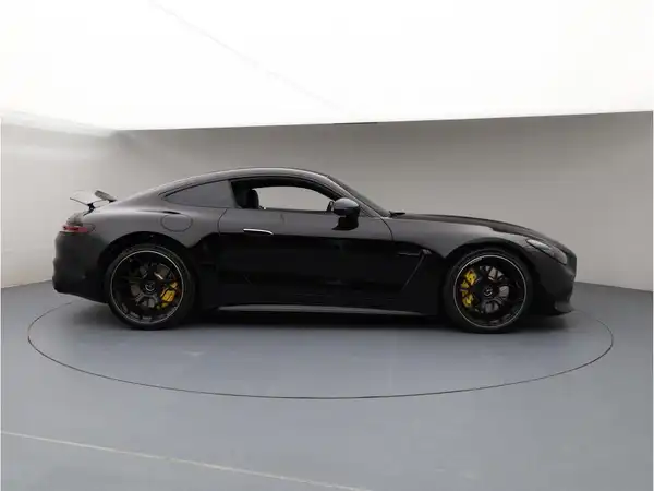 MERCEDES-BENZ AMG GT 63 4MATIC+ (7/23)