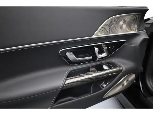 MERCEDES-BENZ AMG GT 63 4MATIC+ (10/23)
