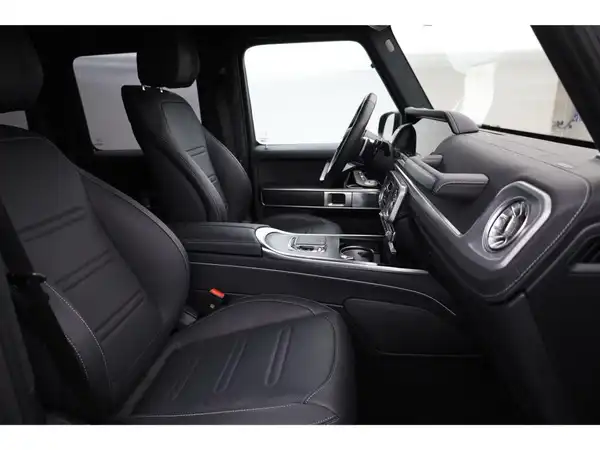 MERCEDES-BENZ G 580 EQ (19/25)