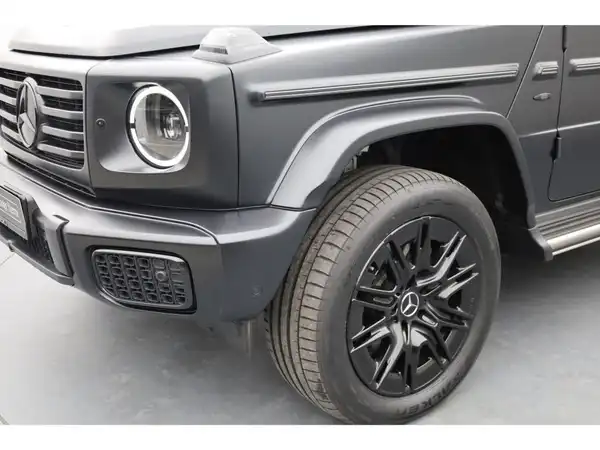 MERCEDES-BENZ G 580 EQ (9/25)