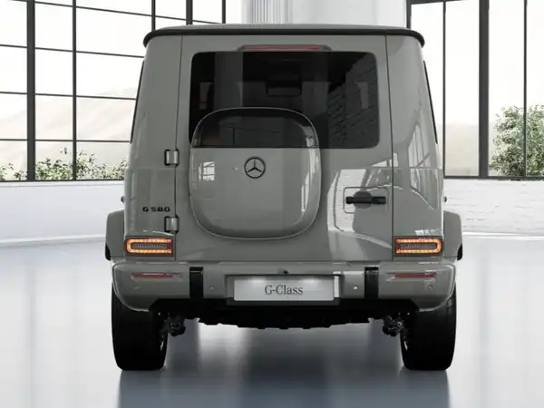 MERCEDES-BENZ G 580 EQ (2/10)
