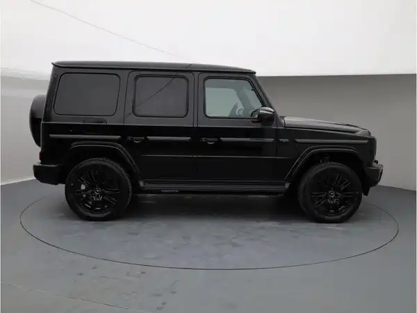 MERCEDES-BENZ G 580 EQ (6/23)