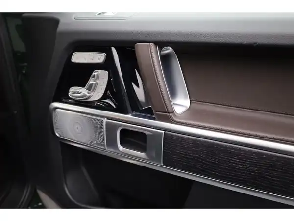 MERCEDES-BENZ G 400 d (20/26)
